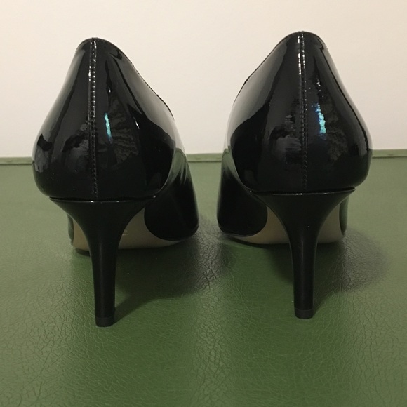 275 Central Patent Leather Kitten Heel - Picture 3 of 6